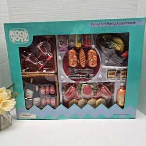 New Target Vintage Kool Toyz Toy Basket Picnic Set Kitchen Party Food 1999 90s